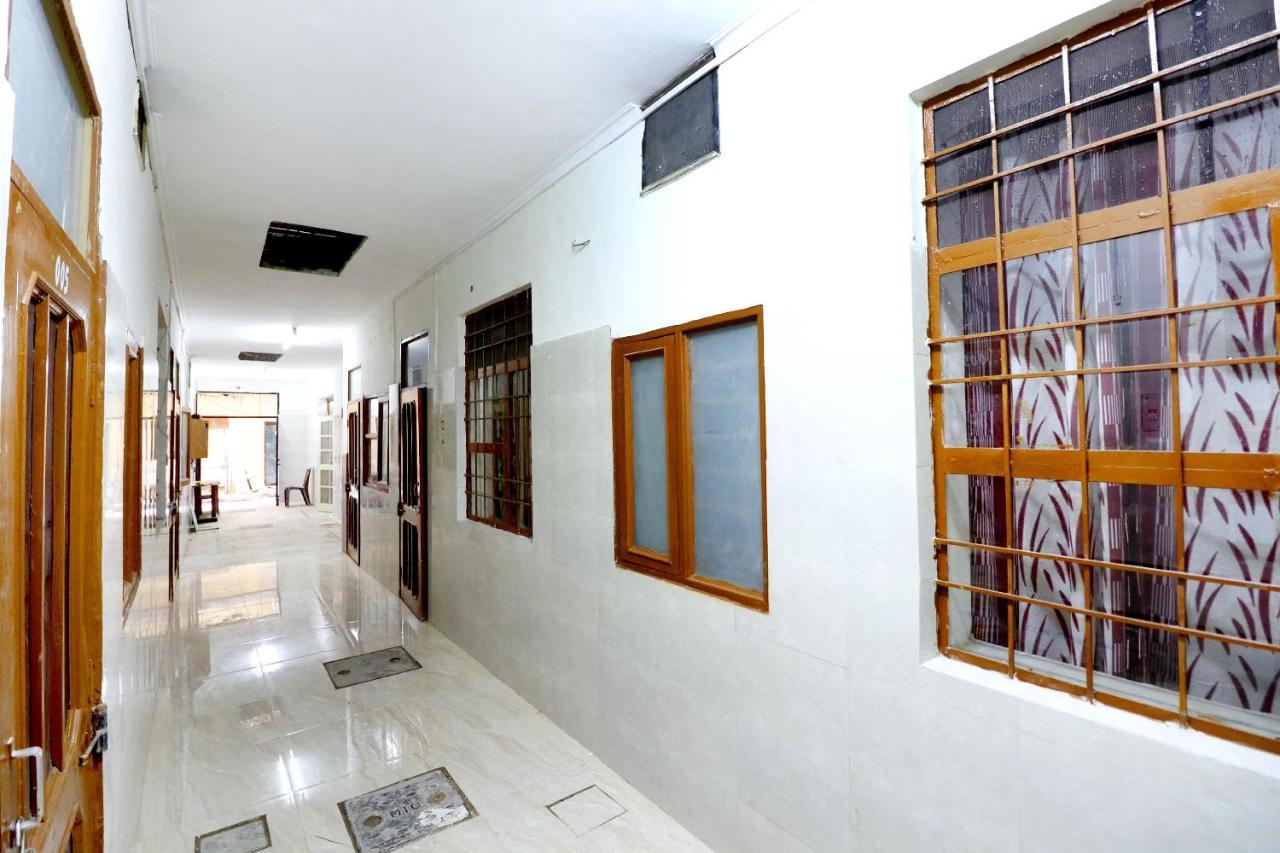 Spot On 44679 Hotel Samrat Sohana Ngoại thất bức ảnh